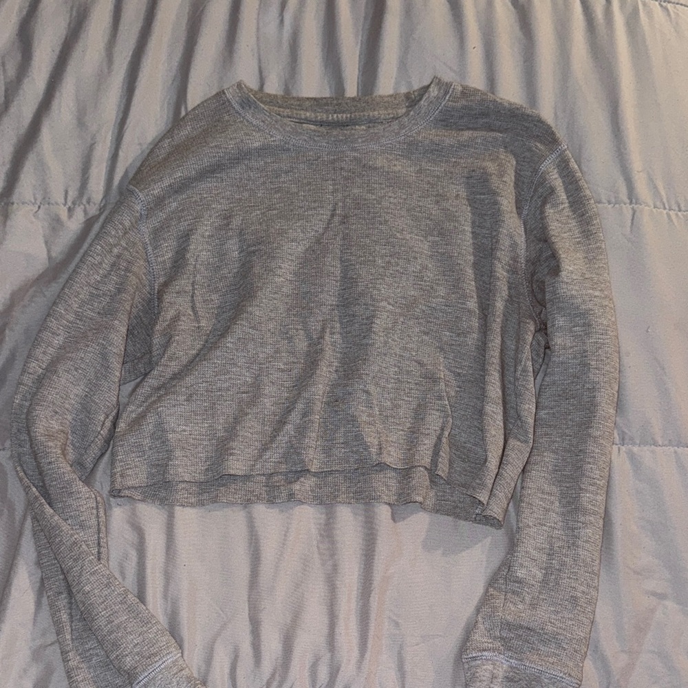Gray Cropped Long Sleeve Top